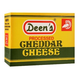 Deens cheddar cheese slice